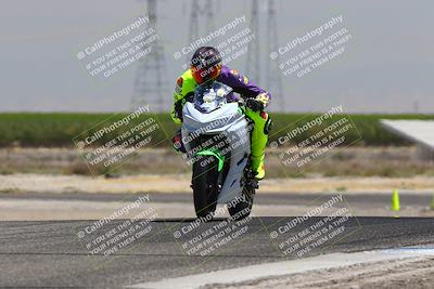 media/Aug-03-2025-TrackDaz (Sun) [[bf4a71acf9]]/C Group/1240pm (Wheelie Bump)/